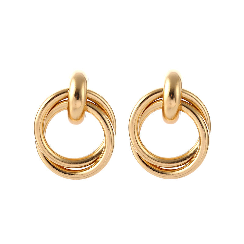 New trendy design earrings with a niche and cool temperament alloy earrings